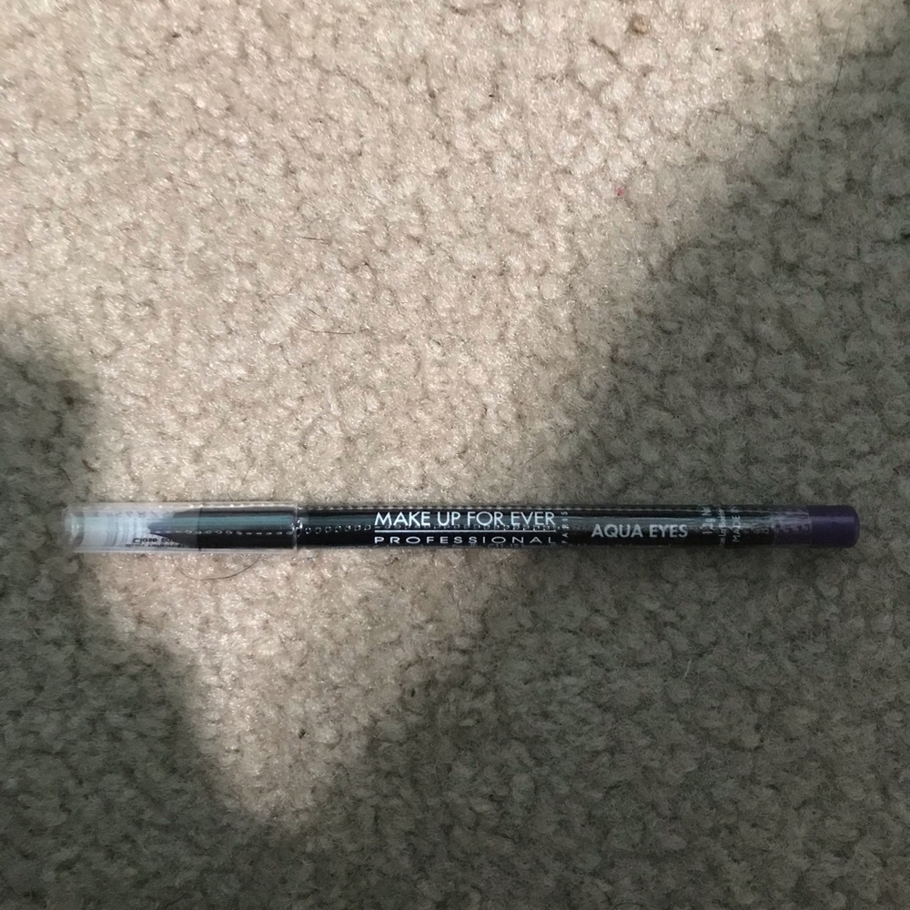 Make Up For Ever Waterproof Eyeliner (purple)